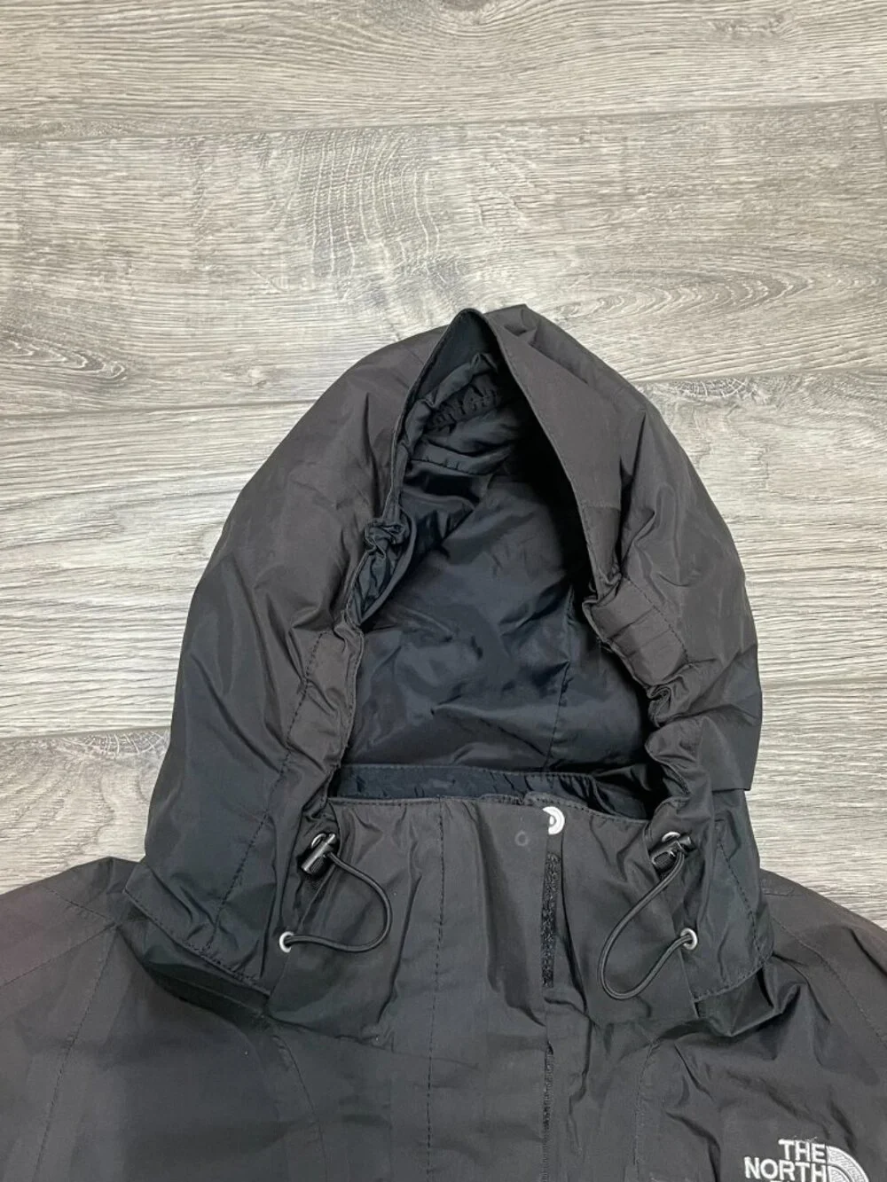 The North Face Womens Black Gore-Tex Rain Jacket Hooded Waterproof Shell Size S - Picture 5 of 16